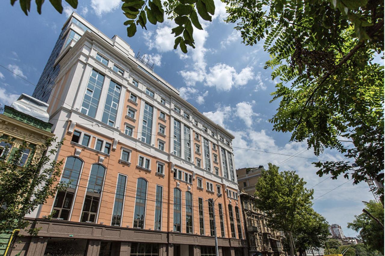 Skycity Apartments Одеса Екстериор снимка